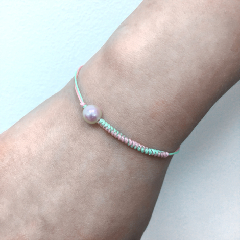 Simple Pearl Side Knots Bracelet